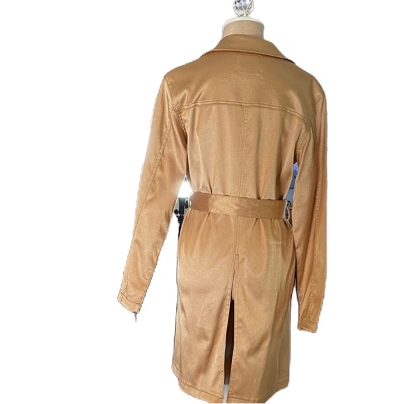 Xoxo Gold Trench Coat w/belt. Small. Like New - Picture 3 of 10